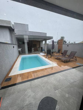 Casa na praia Itapoá
